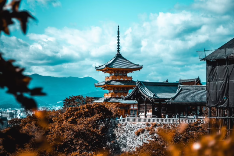 Temples, Markets & Magic Toilets